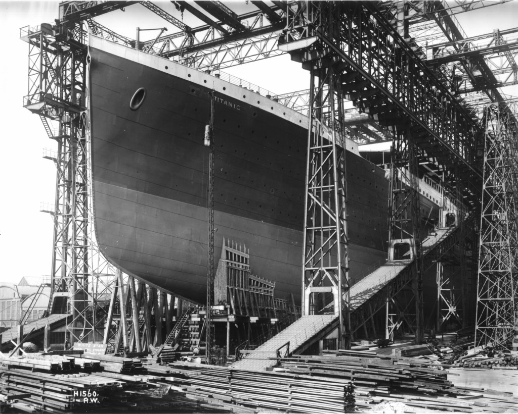 RMS_Titanic_ready_for_launch,_1911